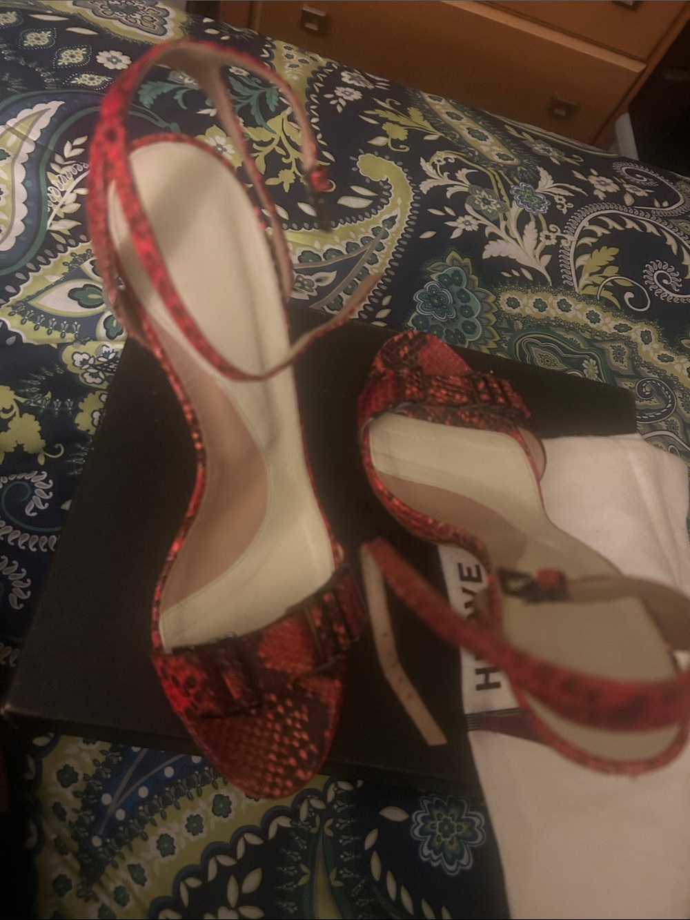 Herve Leger Red Snake-Print Stiletto Sandals - Picture 9 of 15